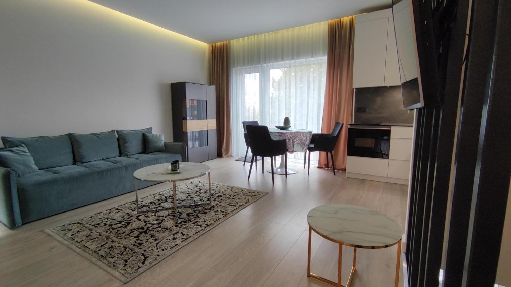New J&R Apartment Near Girstutis, Free Private Parking & Self Check-In คอนัส ภายนอก รูปภาพ