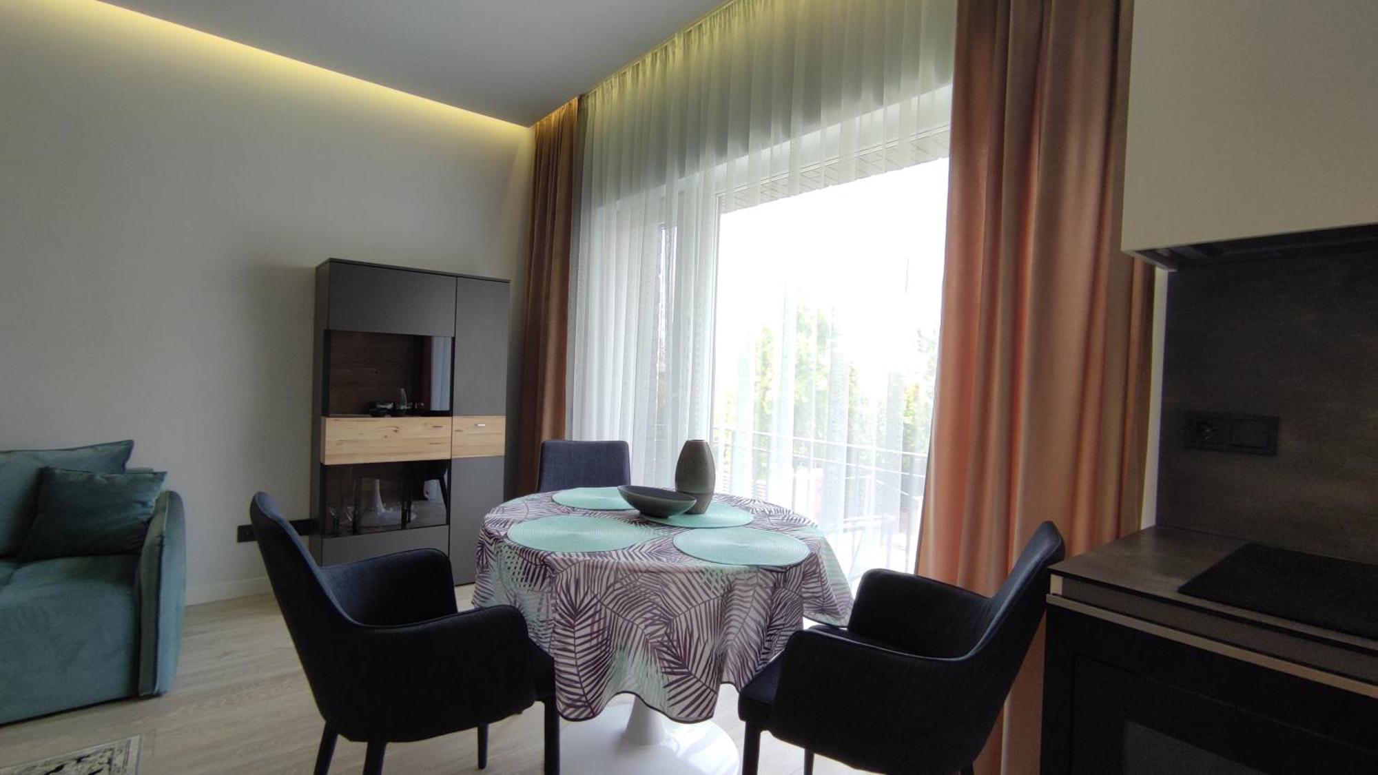 New J&R Apartment Near Girstutis, Free Private Parking & Self Check-In คอนัส ภายนอก รูปภาพ