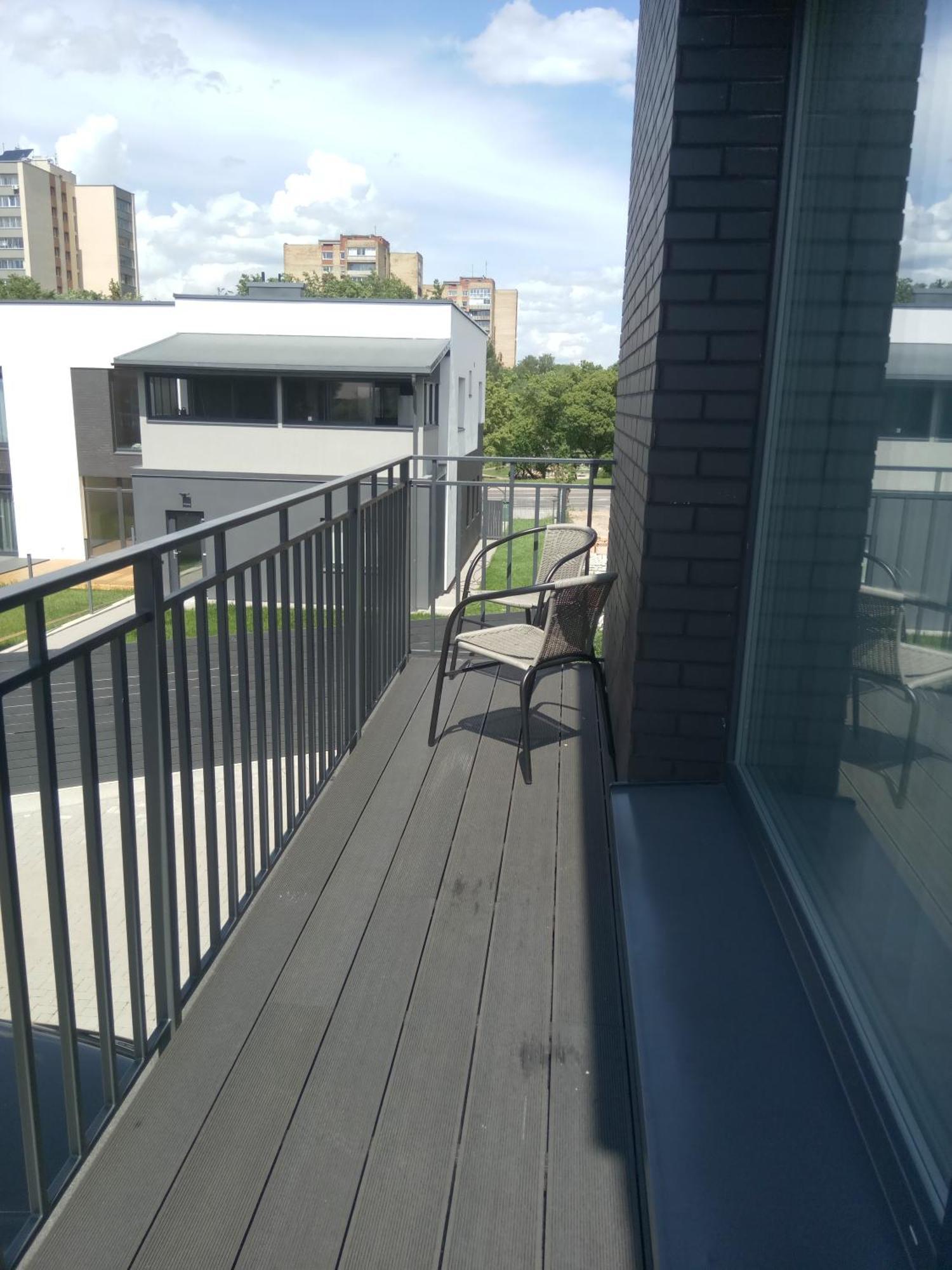 New J&R Apartment Near Girstutis, Free Private Parking & Self Check-In คอนัส ภายนอก รูปภาพ