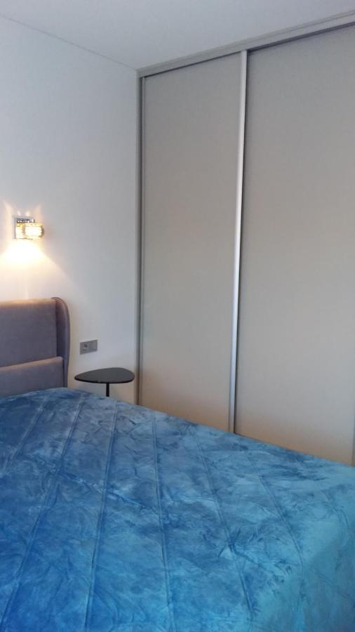New J&R Apartment Near Girstutis, Free Private Parking & Self Check-In คอนัส ภายนอก รูปภาพ